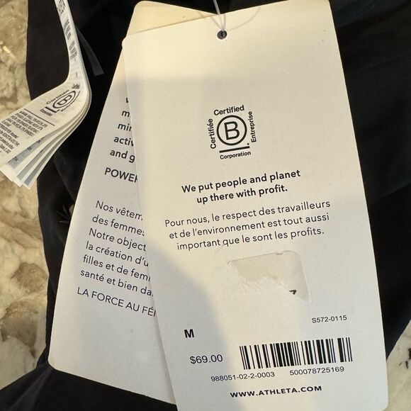 NWT New ATHLETA Conscious Cut Out Crop Bra Top Black Medium D / DD Cup - Picture 4 of 6